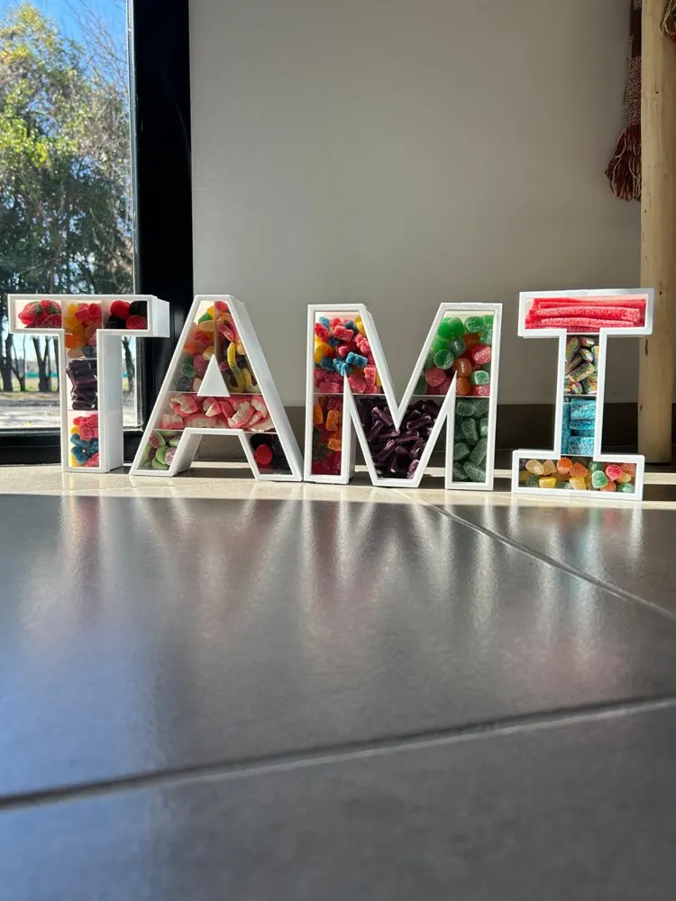 Nombre TAMI relleno de gomitas